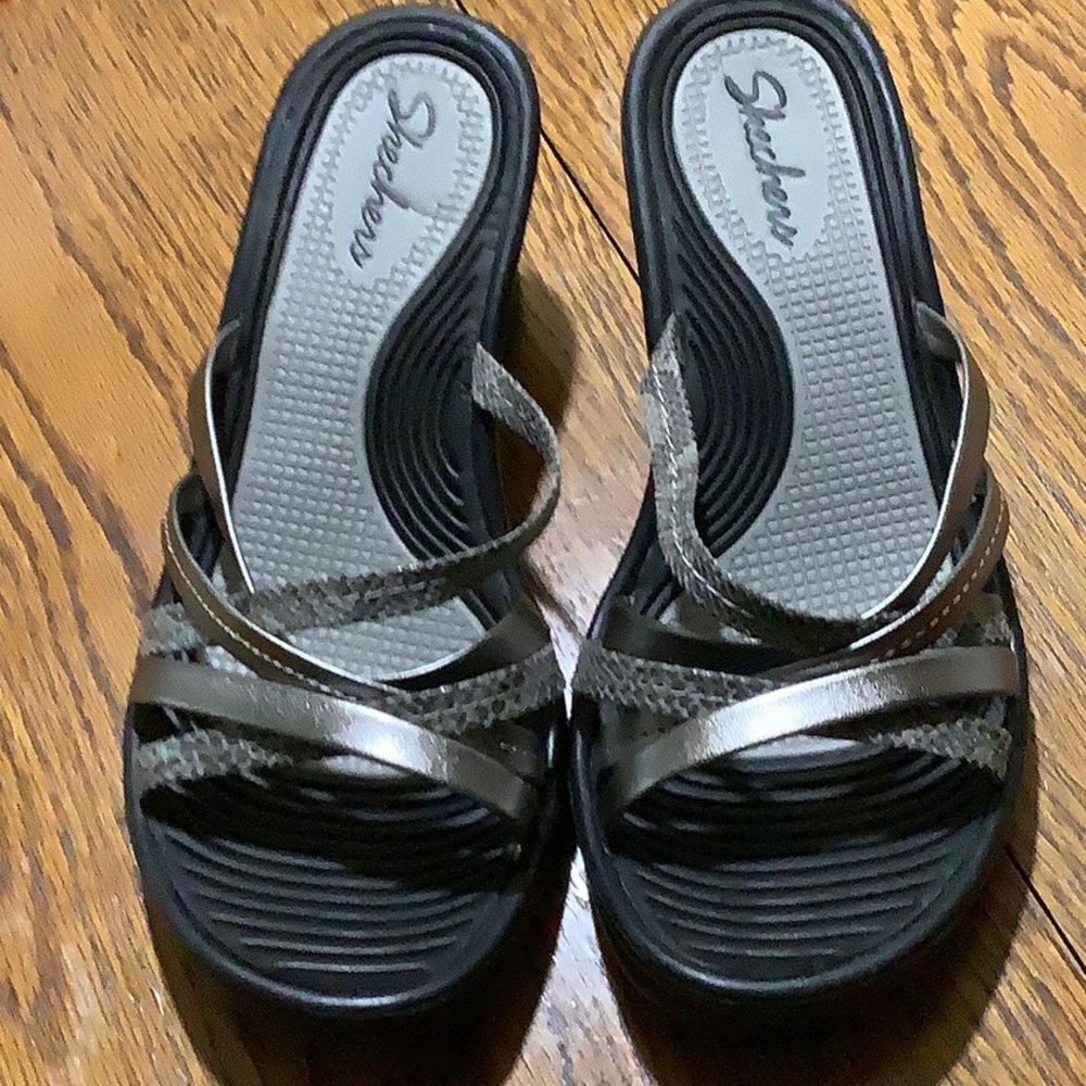Skechers Black/Silver Wedge Open Toe Sandals